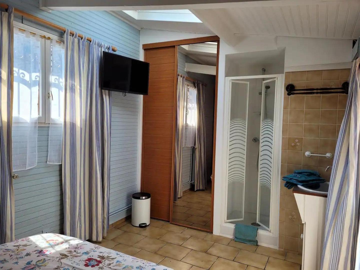 Chambres D'Hotes Chez Claire Бёврон-ан-Ож Экстерьер фото