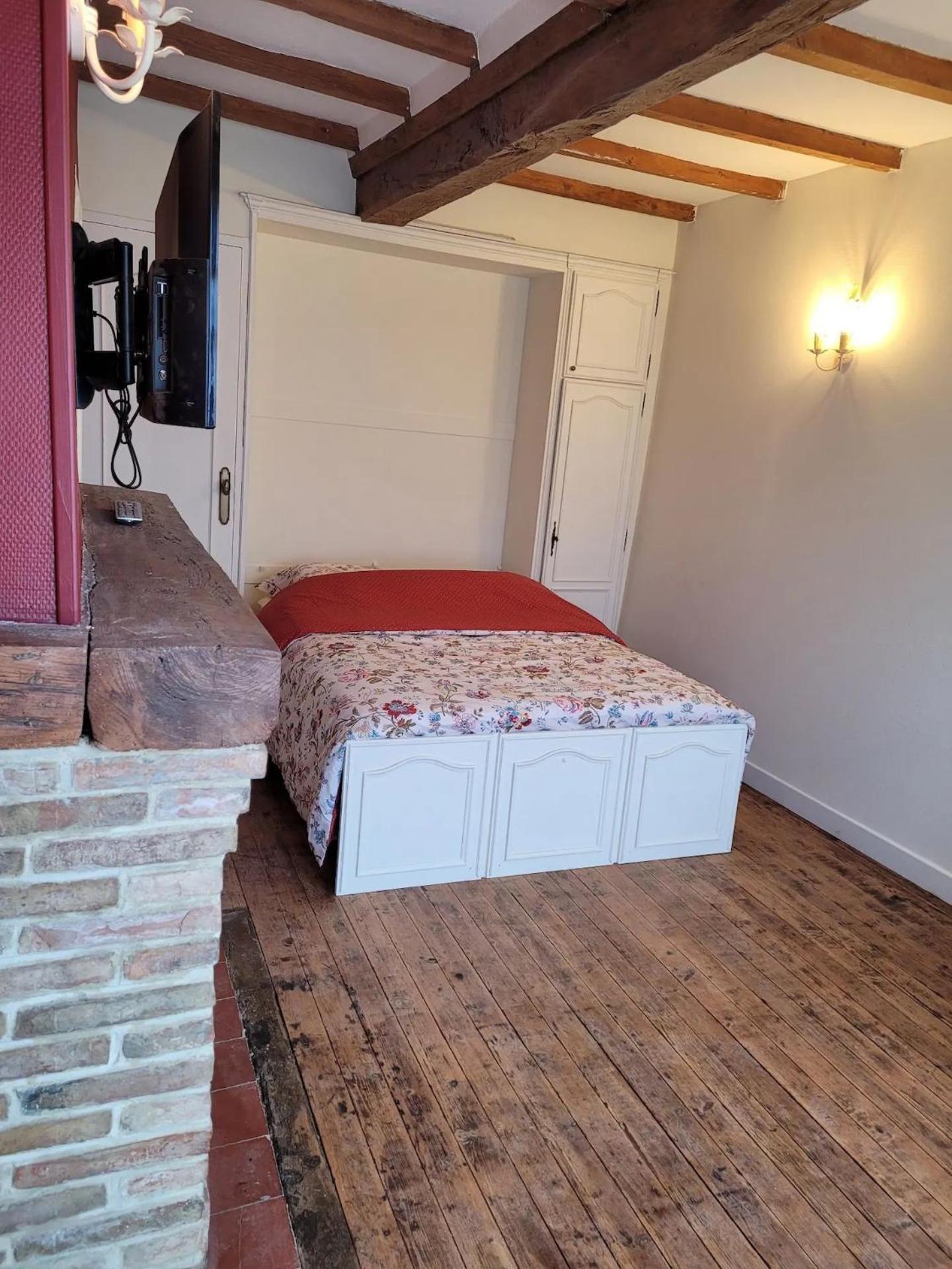 Chambres D'Hotes Chez Claire Бёврон-ан-Ож Экстерьер фото